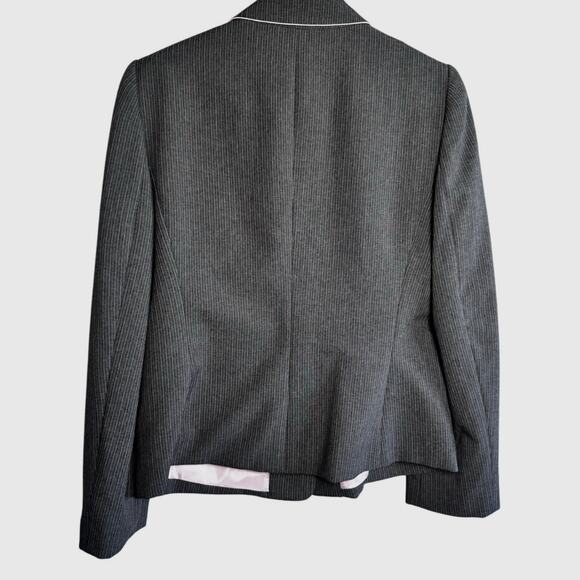 Tahari Blazer Women’s Size 12 Gray Pink Pinstripe Shoulder Pads Career Jacket - Picture 4 of 6